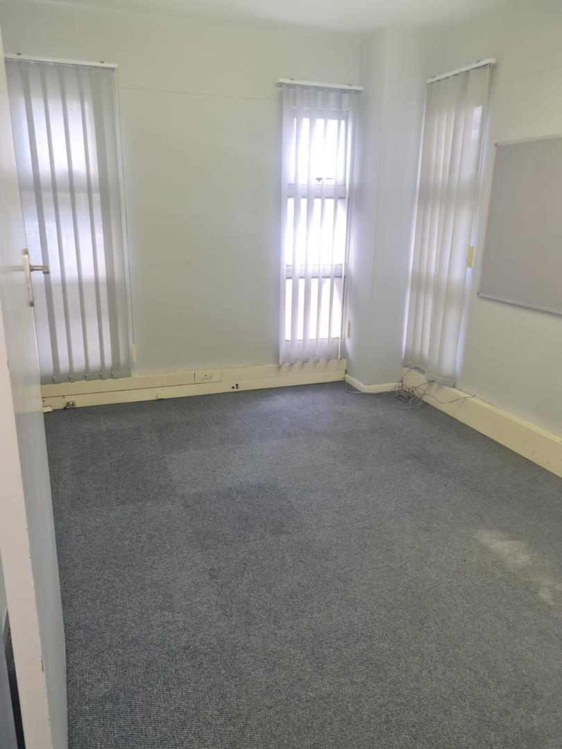 To Let commercial Property for Rent in Pinelands Western Cape
